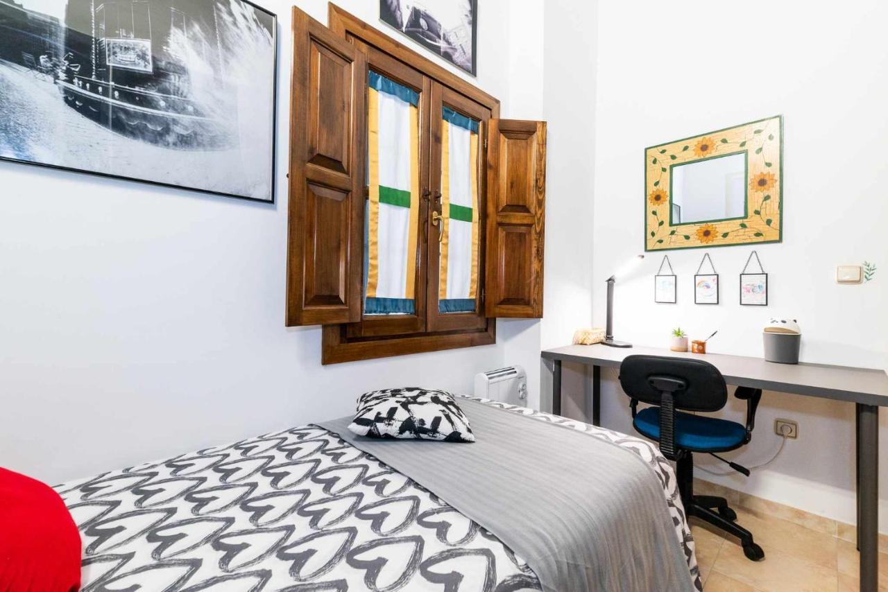 Comodo Y Moderno Apartamento Centro Гранада Екстер'єр фото